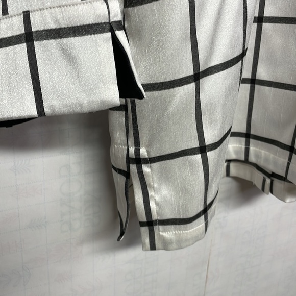 Linea by Louis Dell Olio women collared button up shirt white and black - Picture 6 of 7